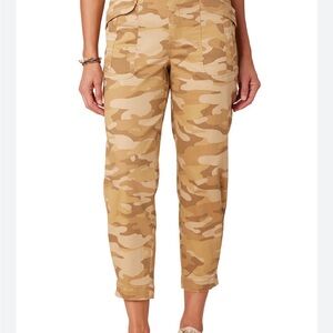 Democracy Women's Ankle Cropped Camo Pants in Tan & Cream